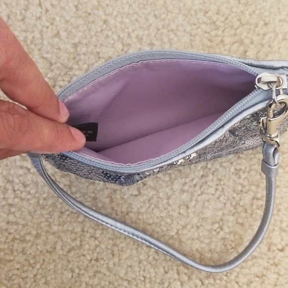 Coach sequined coin purse - Picture 3 of 4